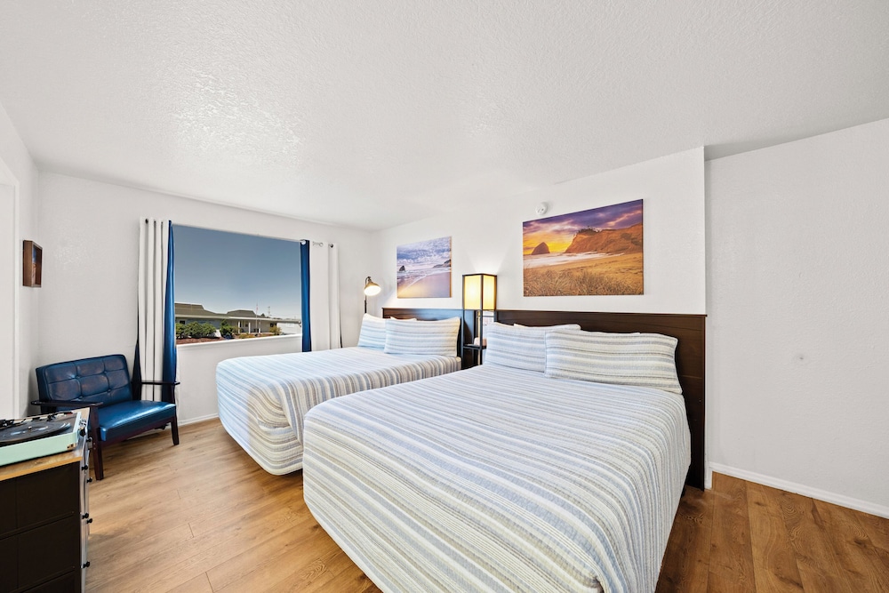 Surf & Sand Inn - photo 10