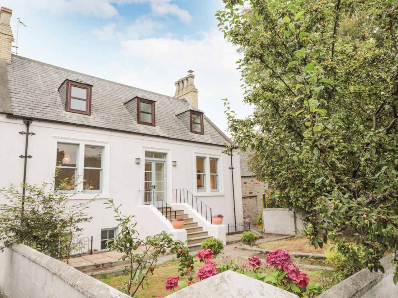 Mary Ann Villa — 4-Star Luxury Hotel in Inverness, United Kingdom