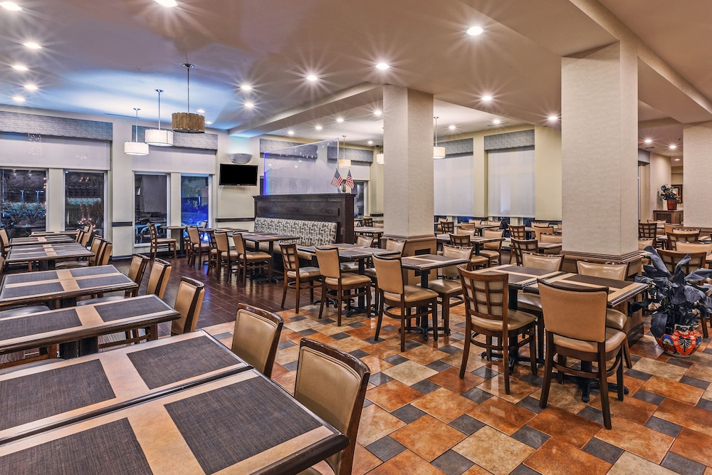 Hilton Garden Inn South Padre Island Beachfront - photo 44