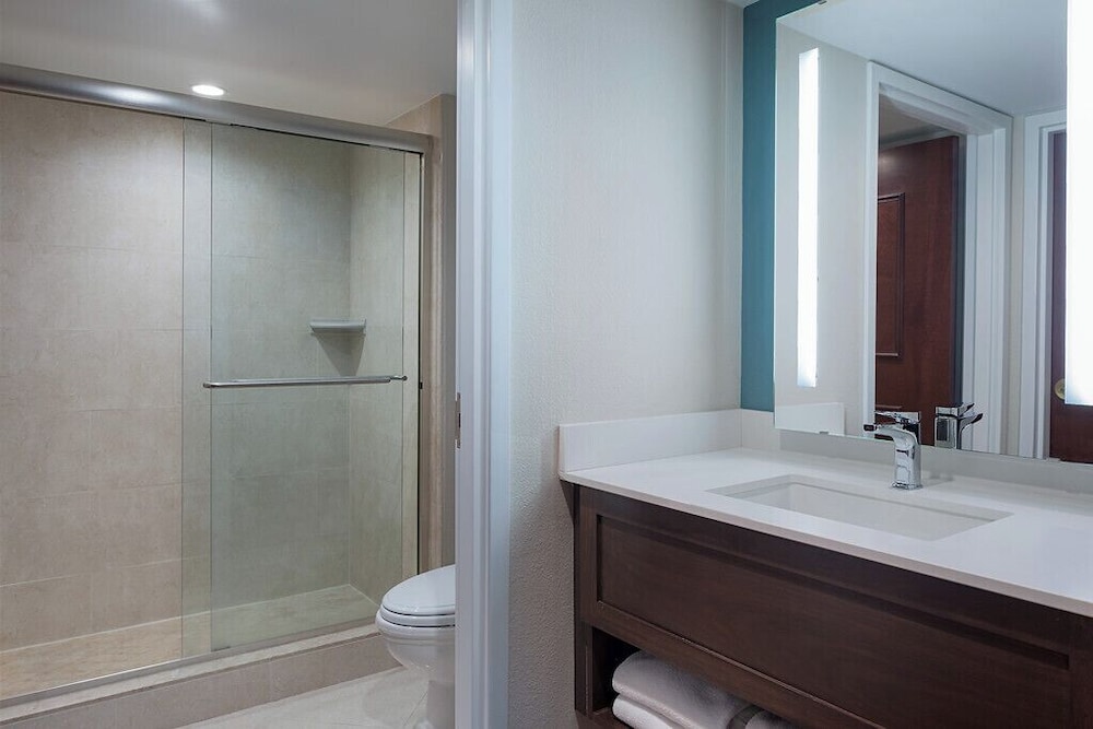 The Atlantic Suites on the Ave - photo 32