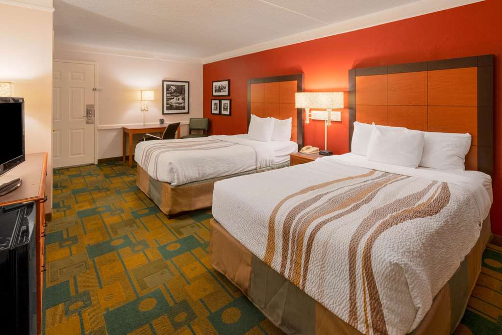 La Quinta Inn by Wyndham Cheyenne - photo 22
