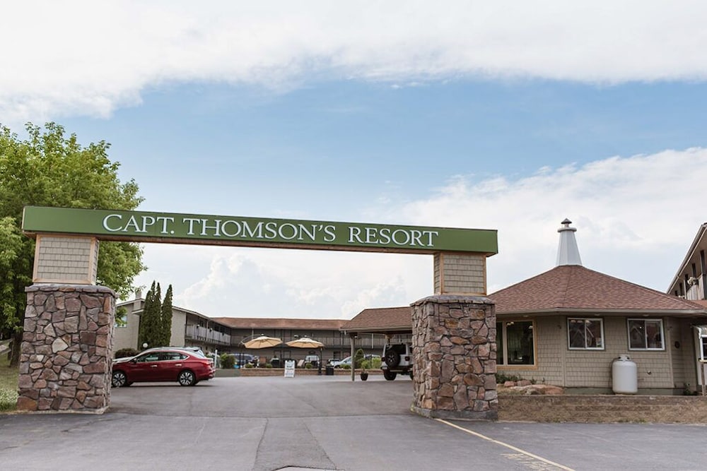 Capt. Thomson's Resort - photo 68