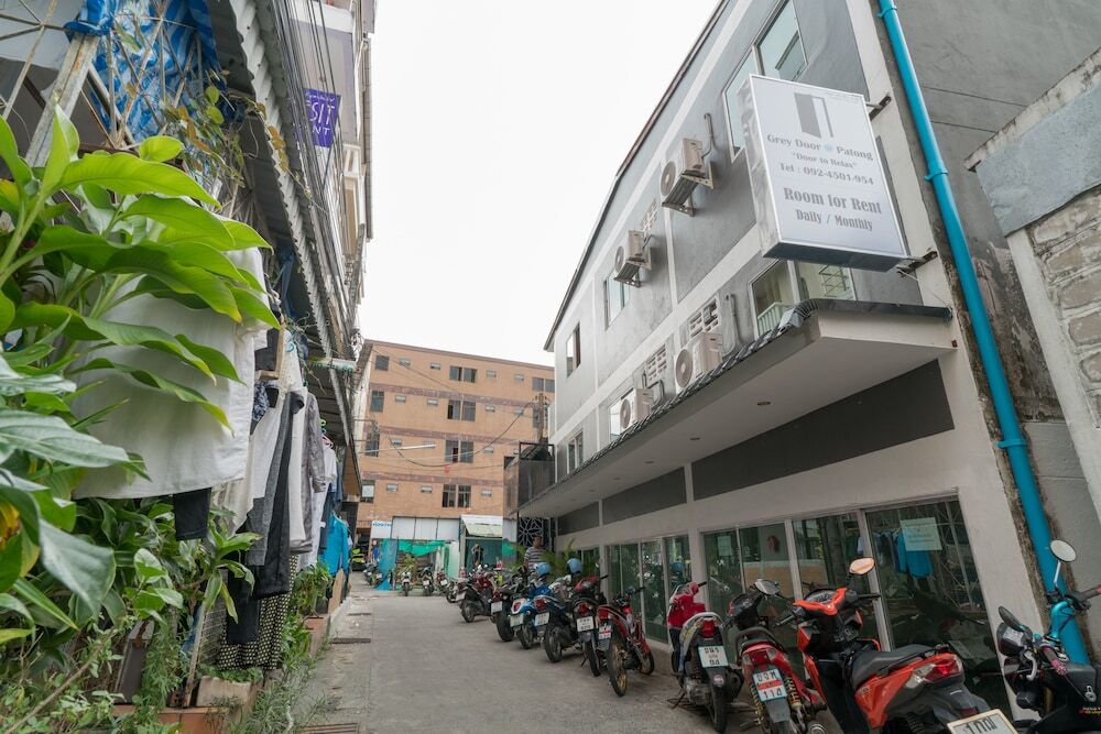 Grey Door - last minute hotel in Patong