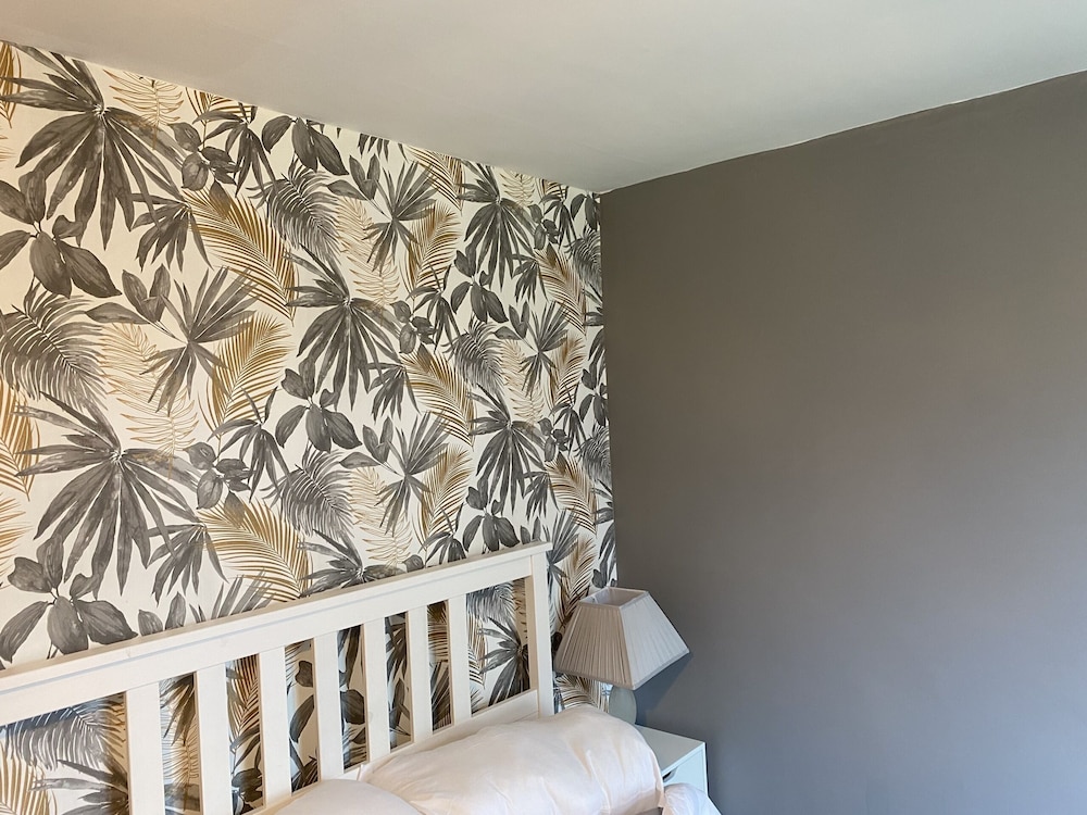 Stansted Airport Guest Rooms — Bishops Stortford — photo 4