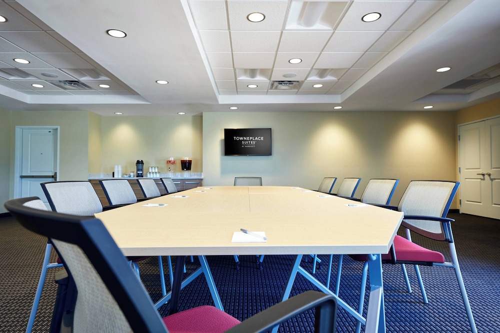 TownePlace Suites by Marriott St. Louis O'Fallon - photo 24