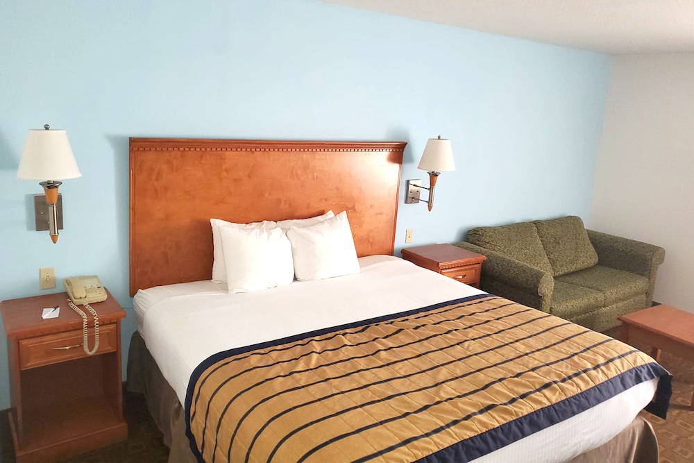 Coratel Inn & Suites by Jasper New Braunfels IH 35 EXT 189 - photo 18