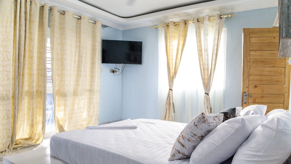 Breeze Point Resort — Mariakani — photo 4