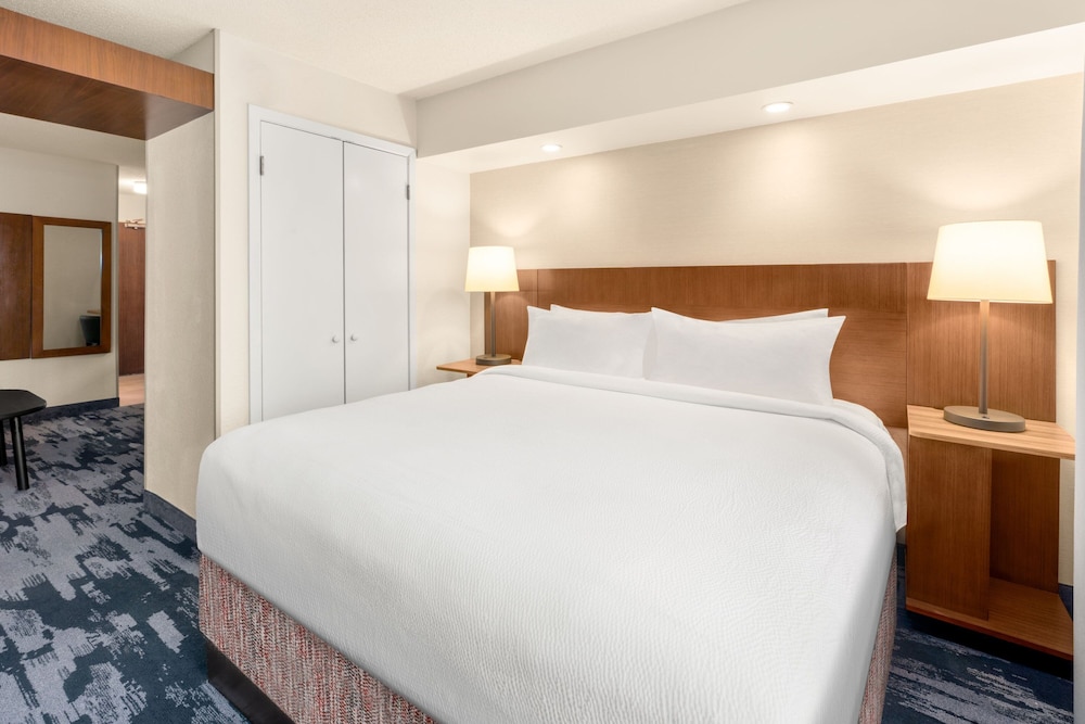 Fairfield Inn & Suites by Marriott San Antonio Market Square - photo 15