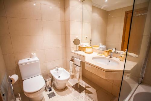Apartamento Caires — 4-Star Luxury Hotel in Funchal, Portugal