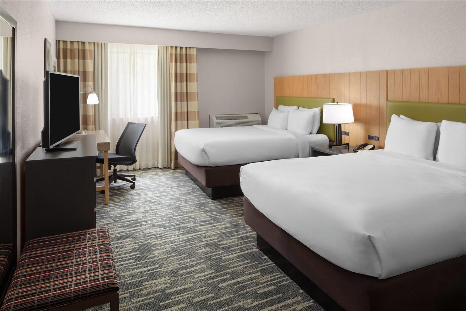 Wingate by Wyndham Lincoln Airport East I 80 - photo 16