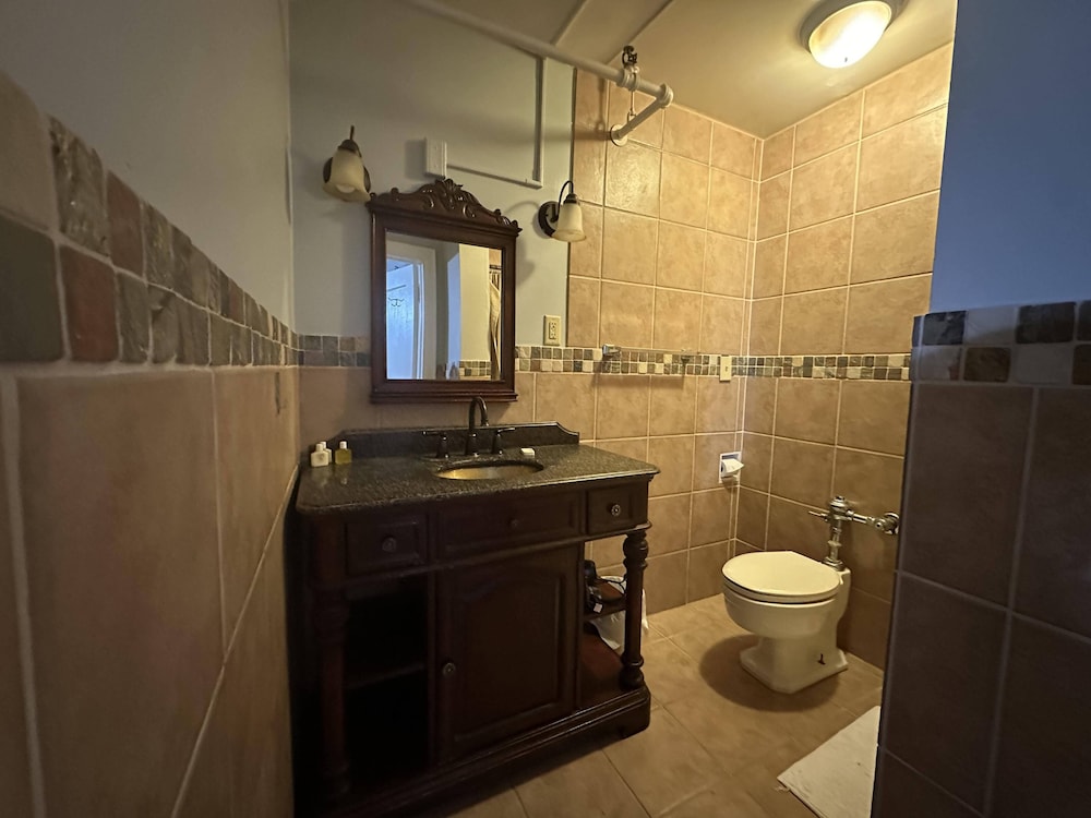 The Oaks B&B Hotel and Spiritual Center - photo 45