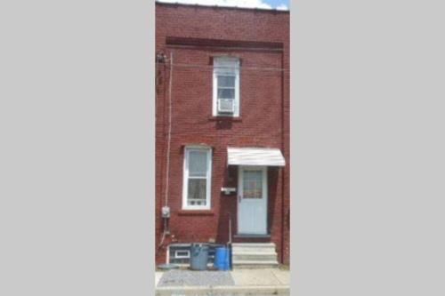 Nice And Cozy Home For A Business Or Family Stay 21423130 — Johnstown