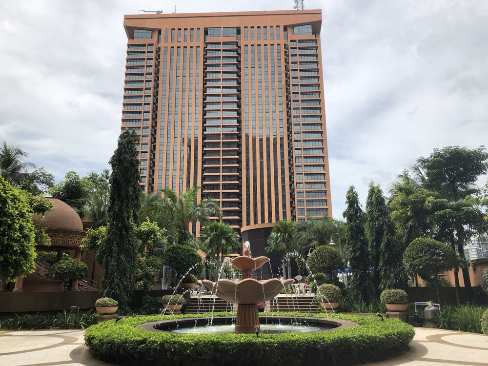 Bukit Bintang Suite @ Berjaya Times Square — 4-Star Luxury Hotel in Kuala Lumpur, Malaysia
