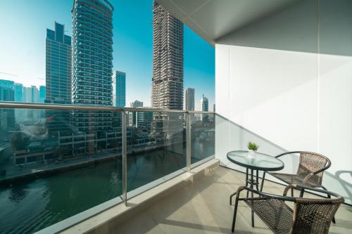 HiGuests Spacious Apt for 5 With Spectacular Marina Views — 4-Star Luxury Hotel in Dubai, United Arab Emirates