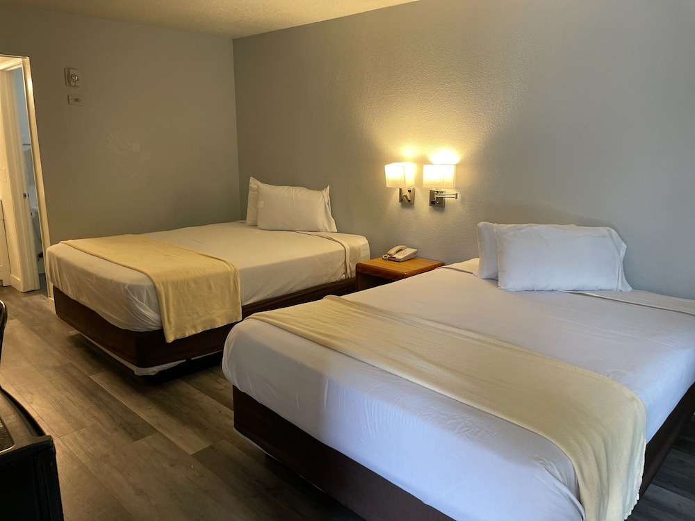 Premier Inns Thousand Oaks - photo 22