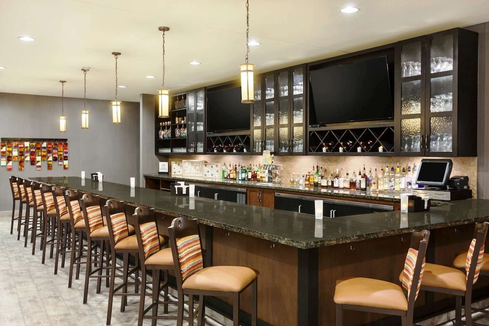 Hilton Garden Inn Denison Sherman At Texoma Event Center - photo 21