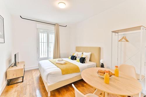 Magnifique Studio Banlieue Parisienne Montreuil in Montreuil, France