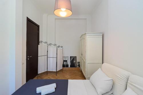 Stylish 3BR Apt near Mziuri Park By Wehost
