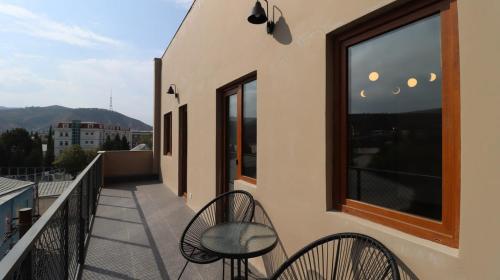 Bright and Cozy Apt in Tbilisi