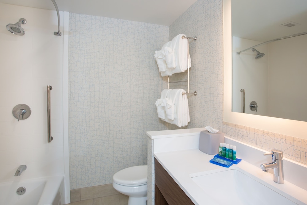 Holiday Inn Express Chelmsford by IHG - photo 18