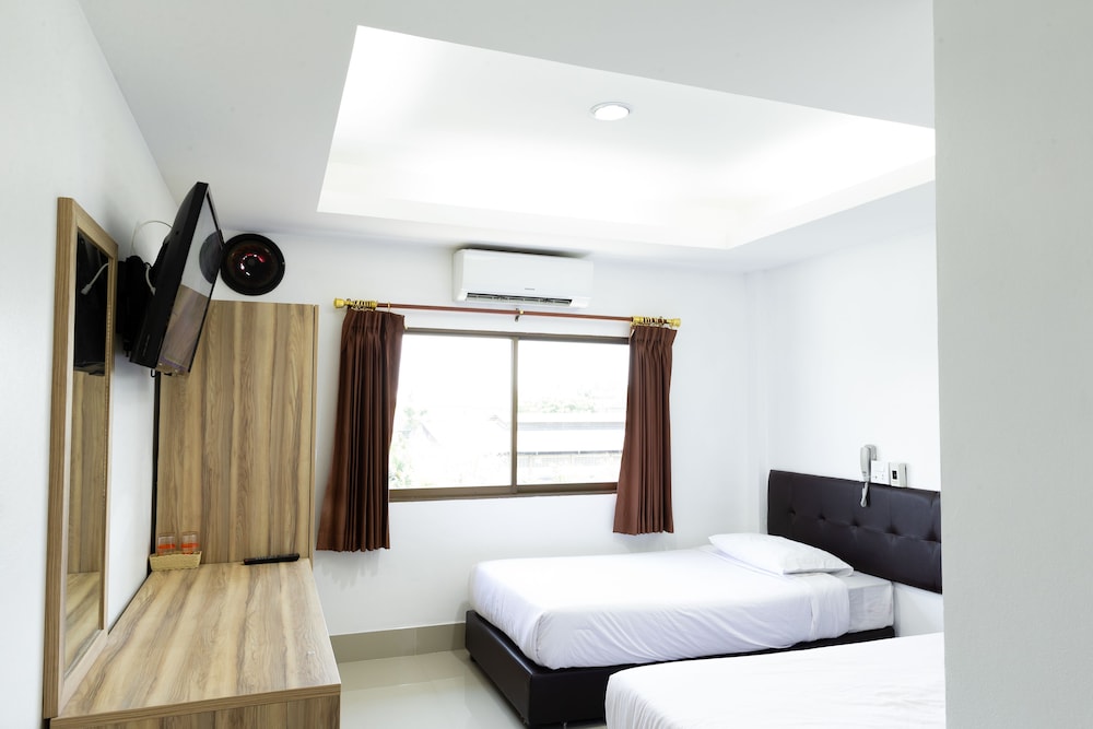Rimnam Hotel Suk Sawat 70 — Phra Pradaeng — photo 3