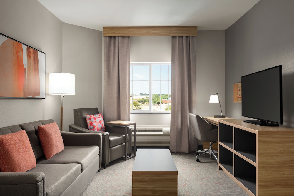 Candlewood Suites Tuscaloosa by IHG - photo 28