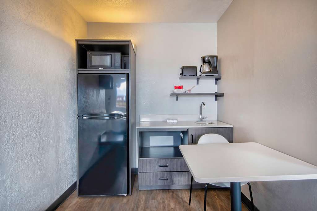 Studio 6 Albuquerque NM Midtown - photo 12