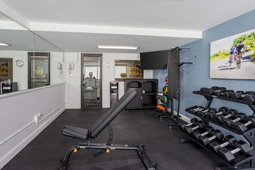 Best Western Rutgers University Hotel - photo 40