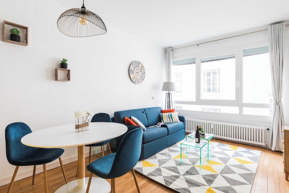 Dify Bonheur Brotteaux — 4-Star Luxury Hotel in Lyon, France