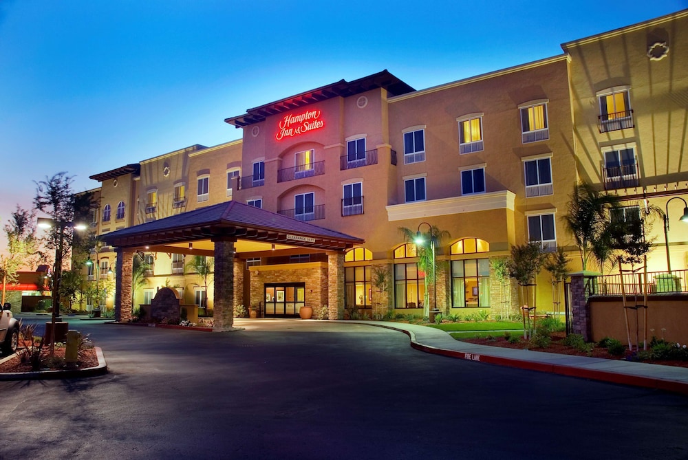 Hampton Inn & Suites Lodi - photo 37