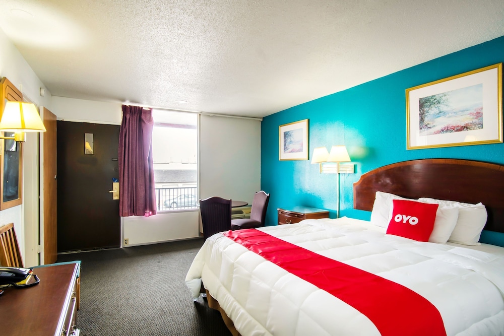 OYO Hotel Hutchinson West 4th Ave - photo 22