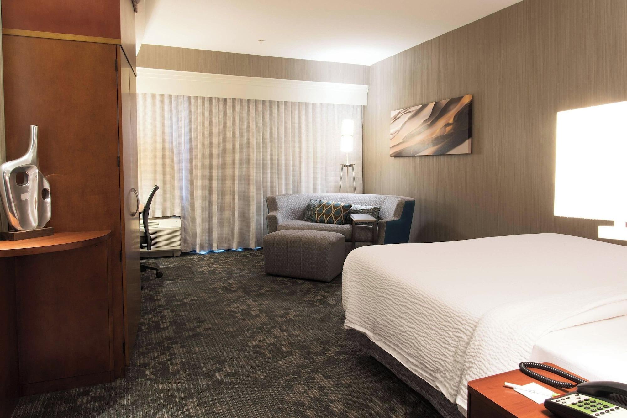 Courtyard by Marriott Fort Worth West at Cityview - photo 6