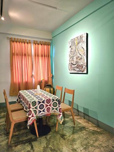 Cozy Gallery Studio at Chinatown