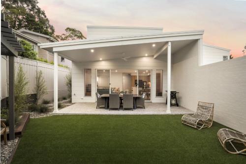 Stillwater on Stockton 57B Stockton St complete luxury in the heart of town in Nelson Bay, Australia