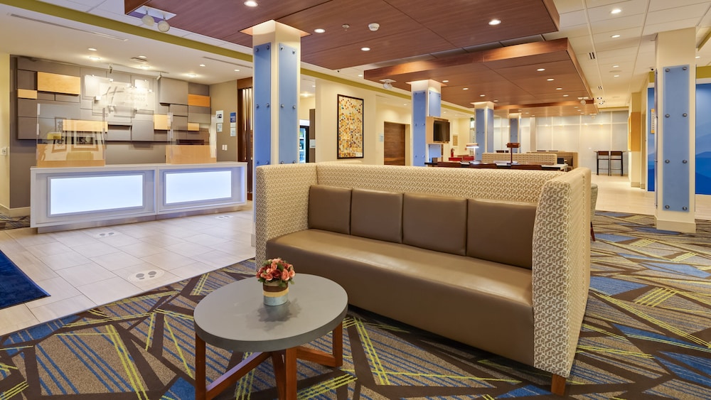 Holiday Inn Express & Suites Latta by IHG - photo 54