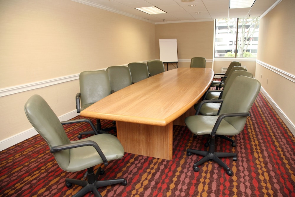 Holiday Inn New London Mystic Area by IHG - photo 23