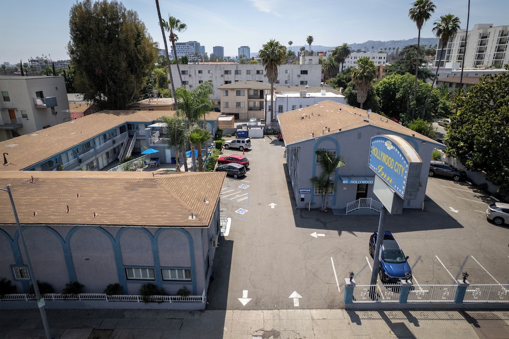 Hollywood City Inn - photo 60