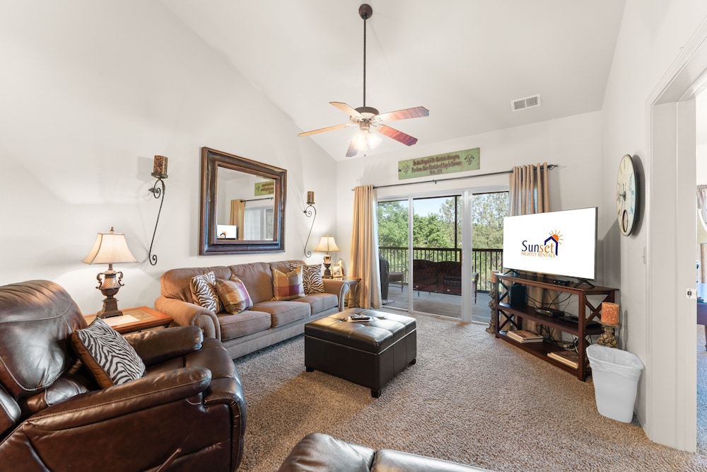 Ozark Comfort Condo — 4-Star Luxury Hotel in Branson, United States