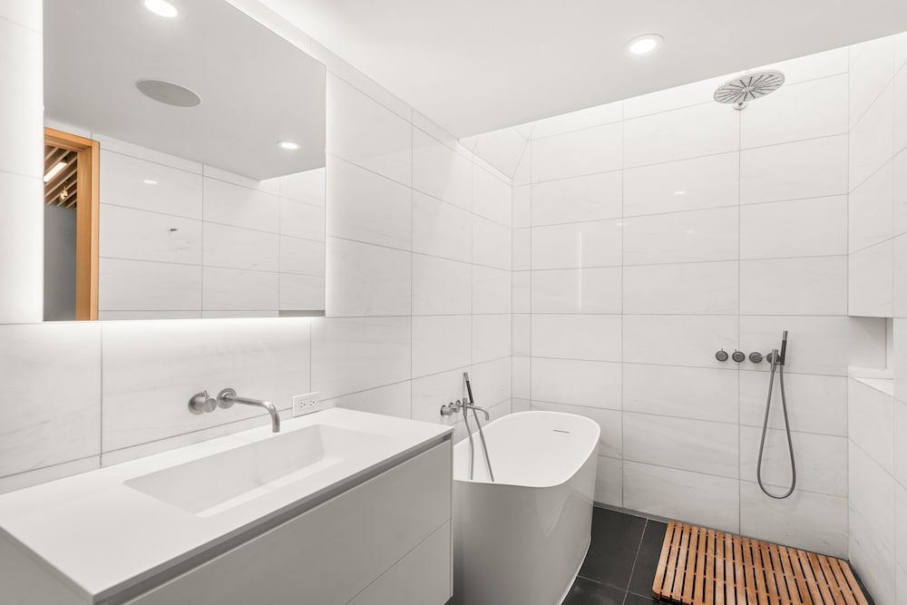 Deluxe 2 Bedroom Apartments at Resort with Outdoor Pool & Hot Tub - photo 20