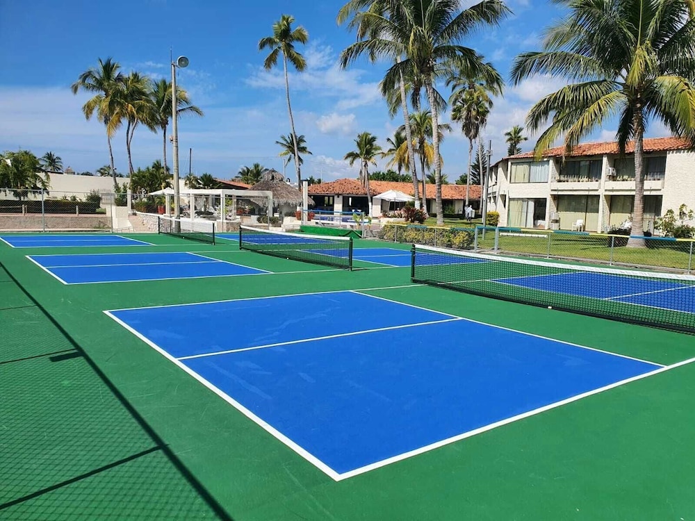 Sport court