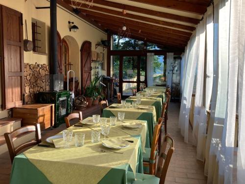 Agriturismo Gioie di Campagna — 4-Star Luxury Hotel in Fabriano, Italy
