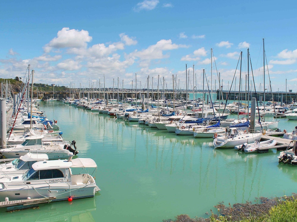 Hôtel ibis Granville Port de Plaisance