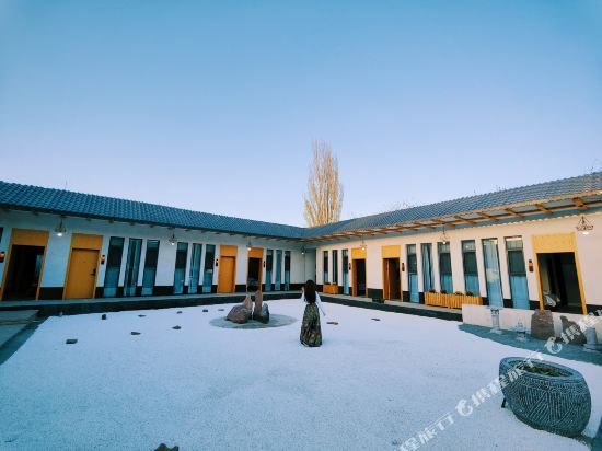 Shuimu Shangshan Jingyue Yuntang Inn in Xinyuan, People's Republic of China