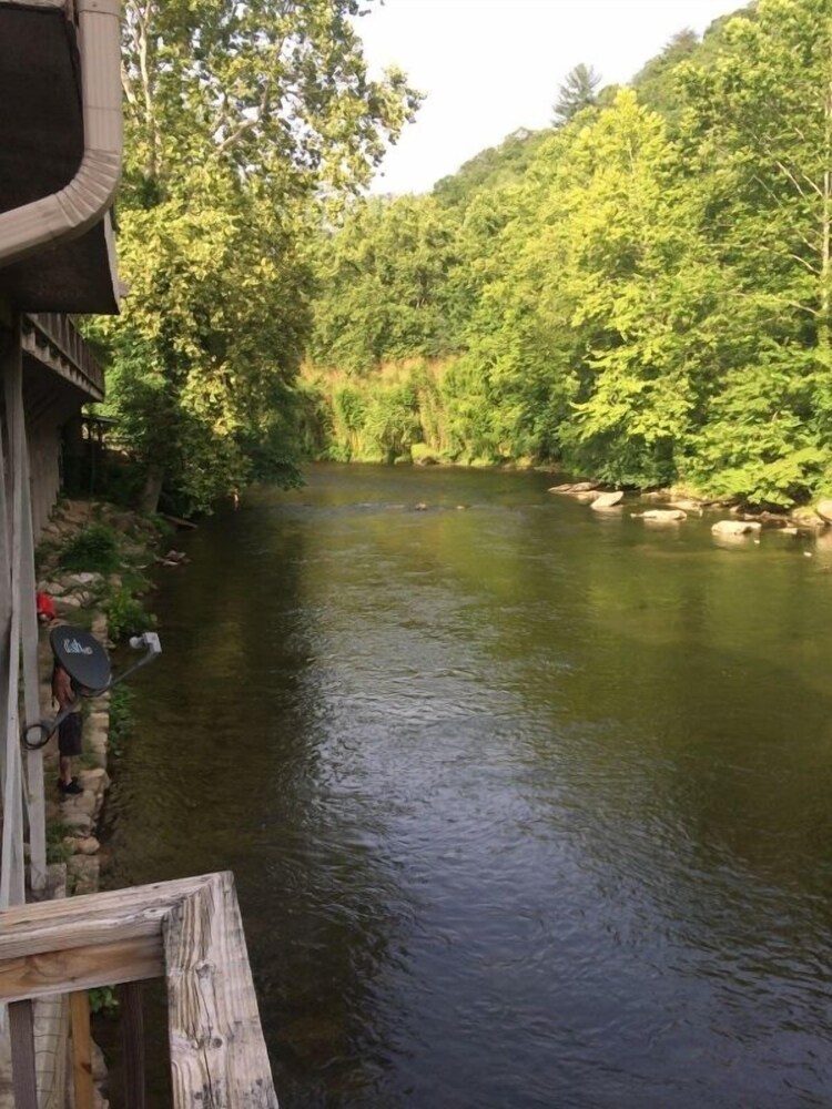 Drama Inn - photo 29
