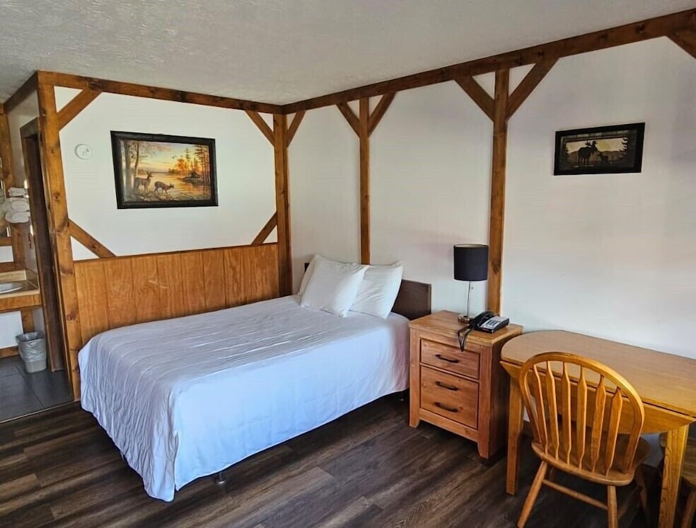 Beverly hills inn - photo 17