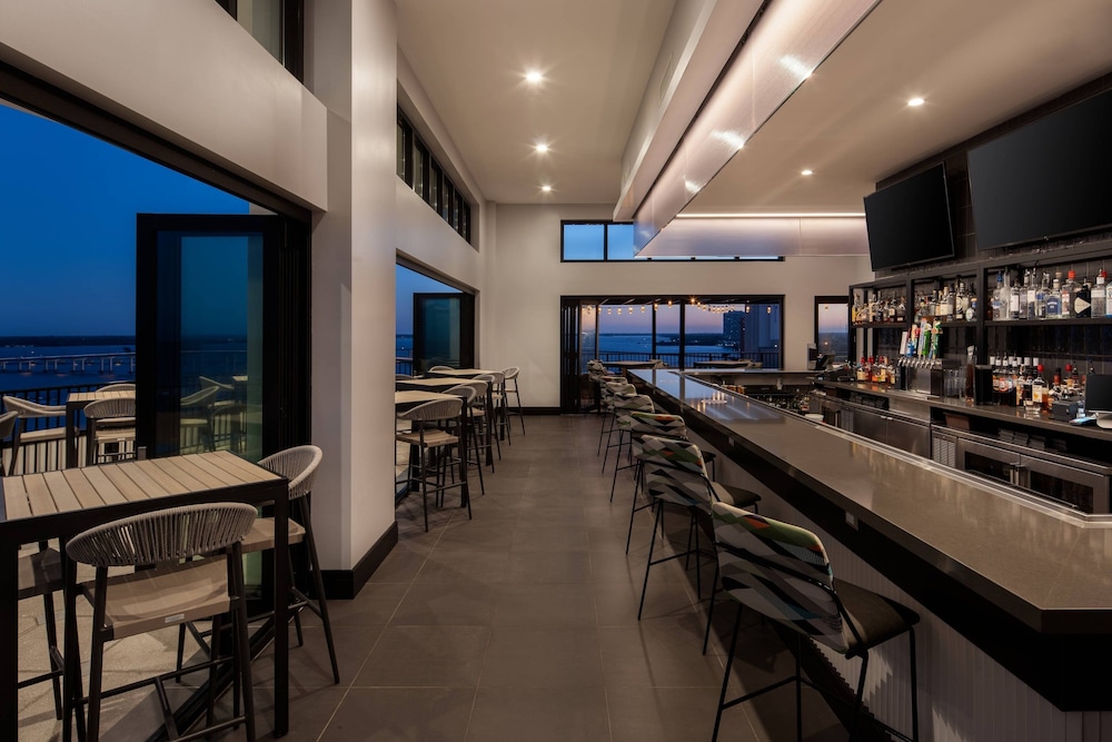 Luminary Hotel & Co. Autograph Hotels - photo 51