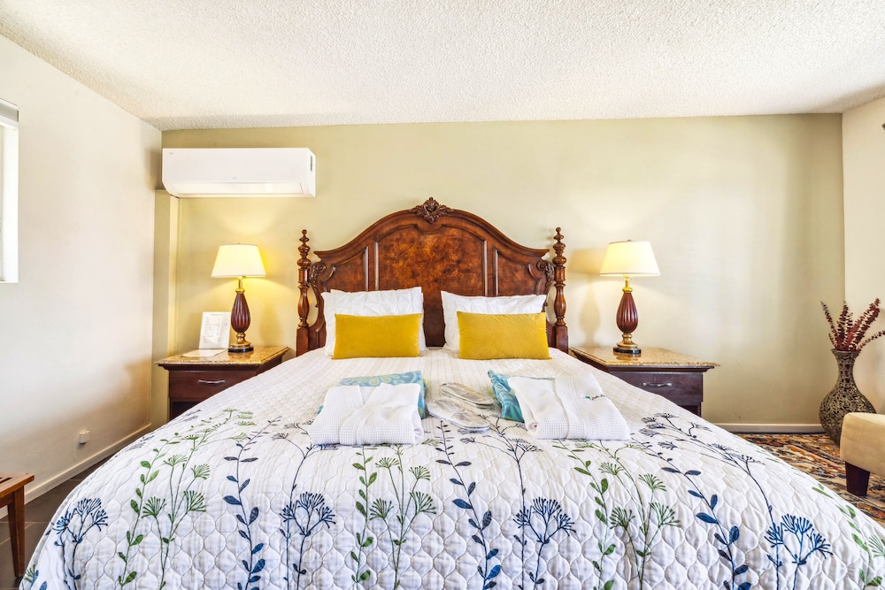 Lido Palms Resort and Spa - photo 7