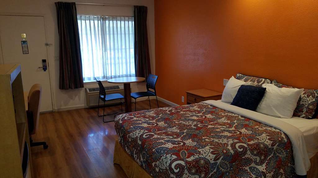 Rodeway Inn Alameda Oakland - photo 3