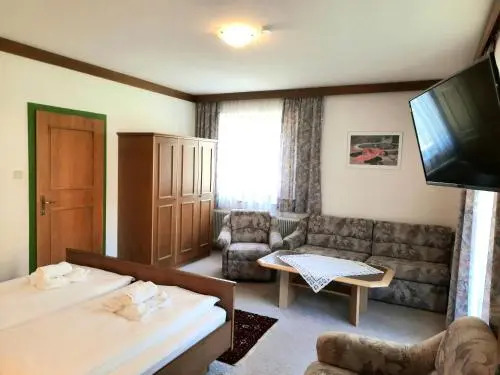 Apartments Edenhof — 4-Star Luxury Hotel in Bad Kleinkirchheim, Austria