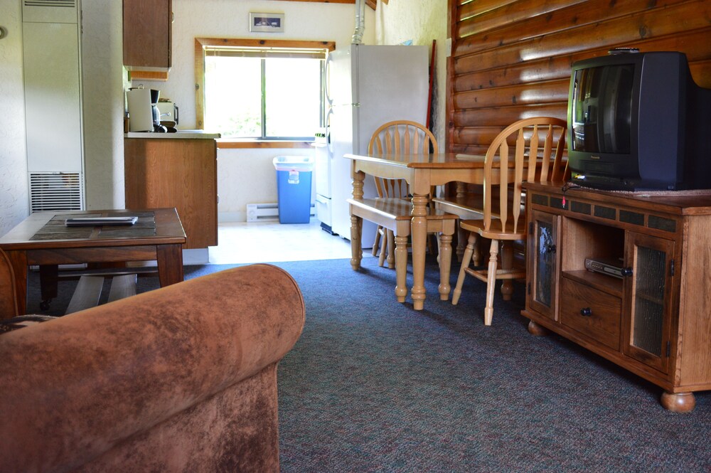 Daven Haven Lodge & Cabins - photo 58